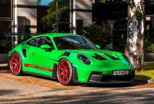 Porsche 992 GT3 RS