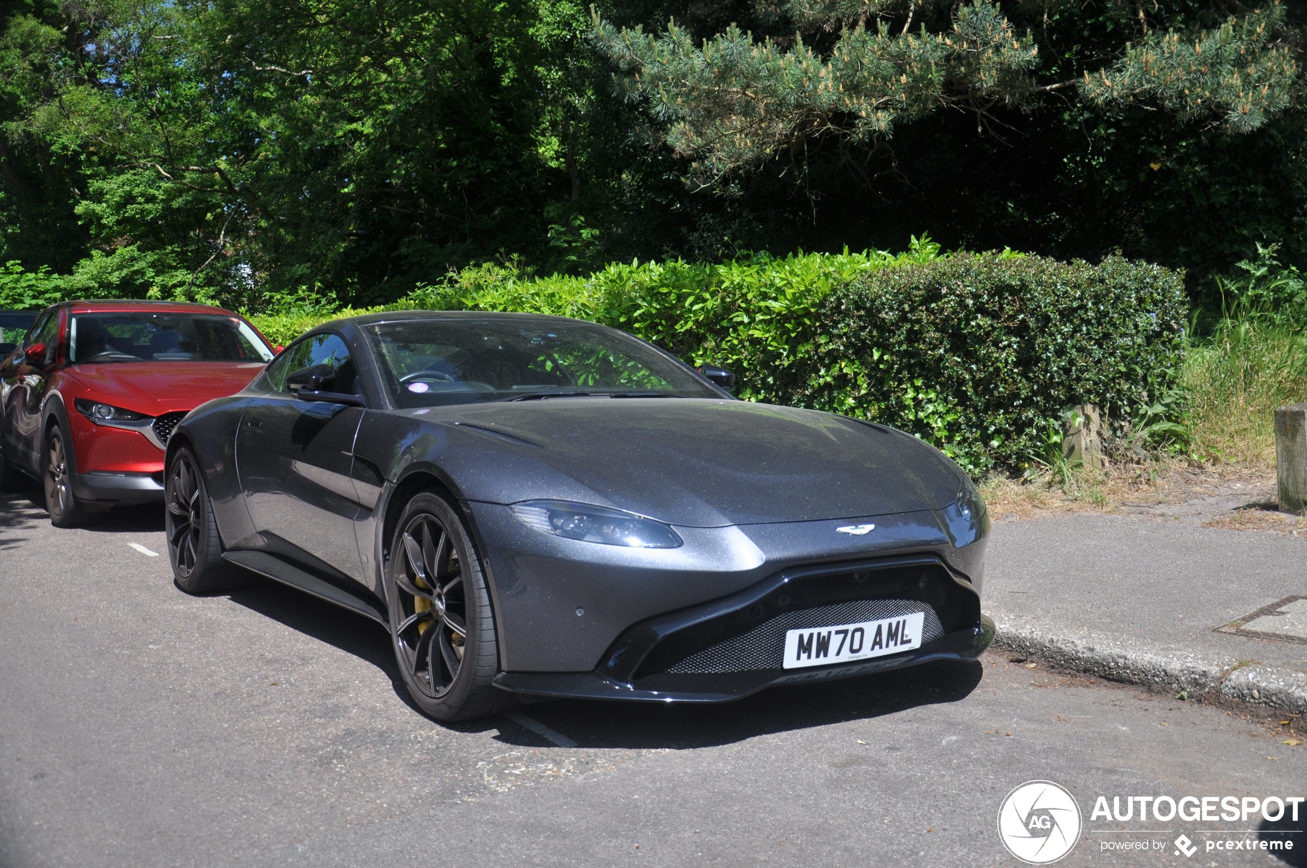 Aston Martin V8 Vantage 2018