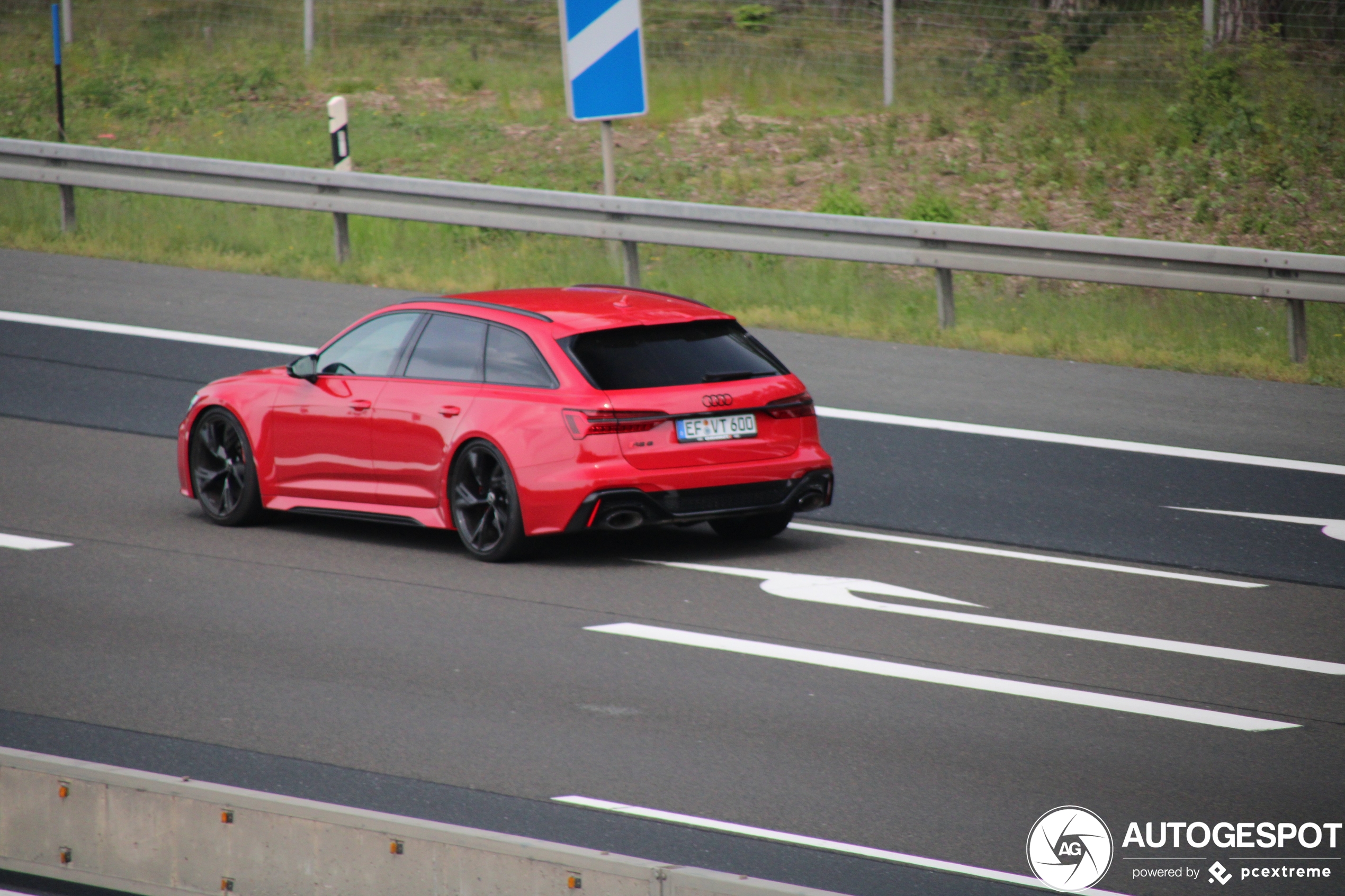 Audi RS6 Avant C8