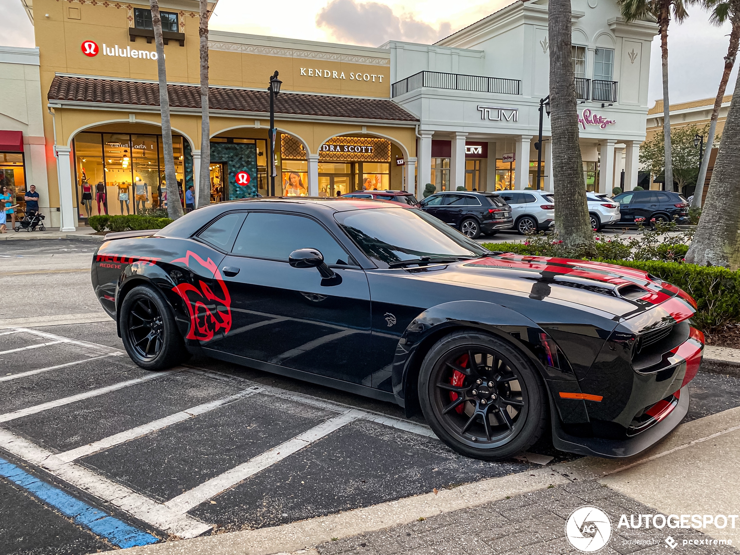 Dodge Challenger SRT Hellcat Redeye Widebody