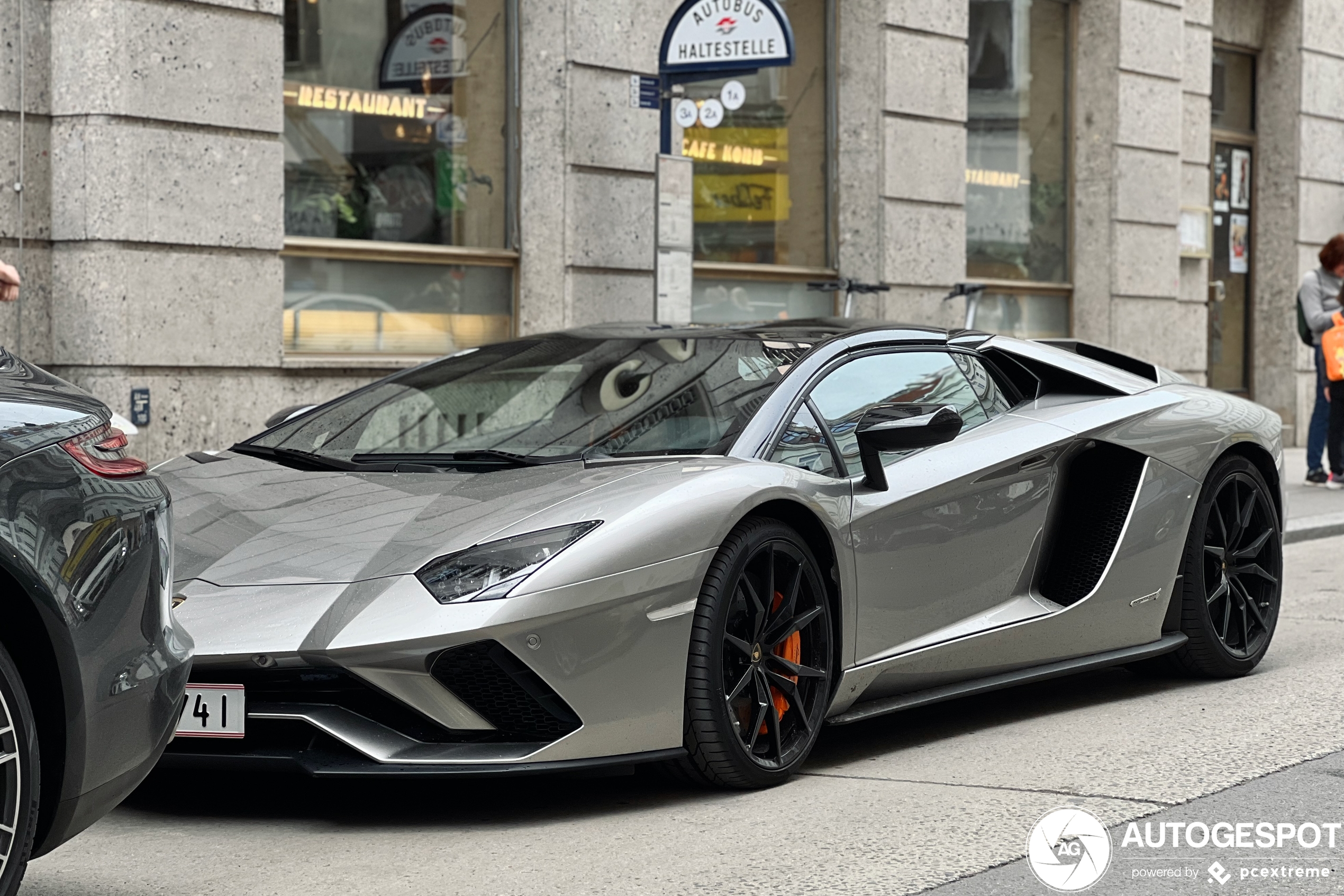 Lamborghini Aventador S LP740-4 Roadster