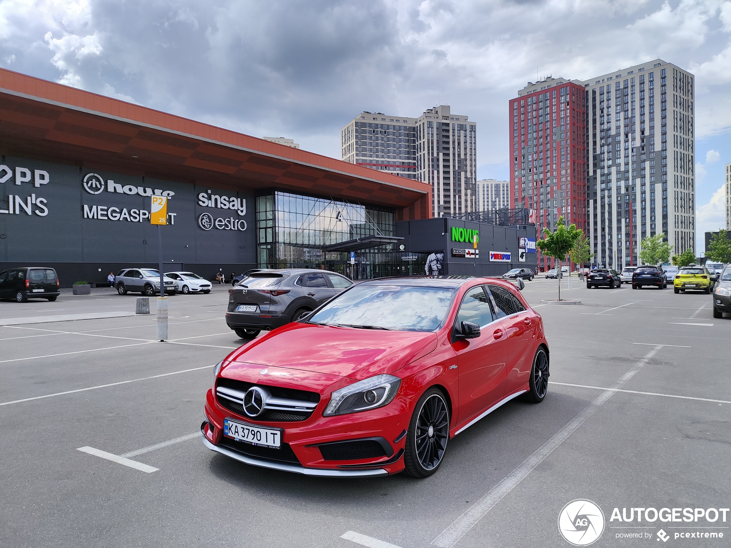 Mercedes-Benz A 45 AMG