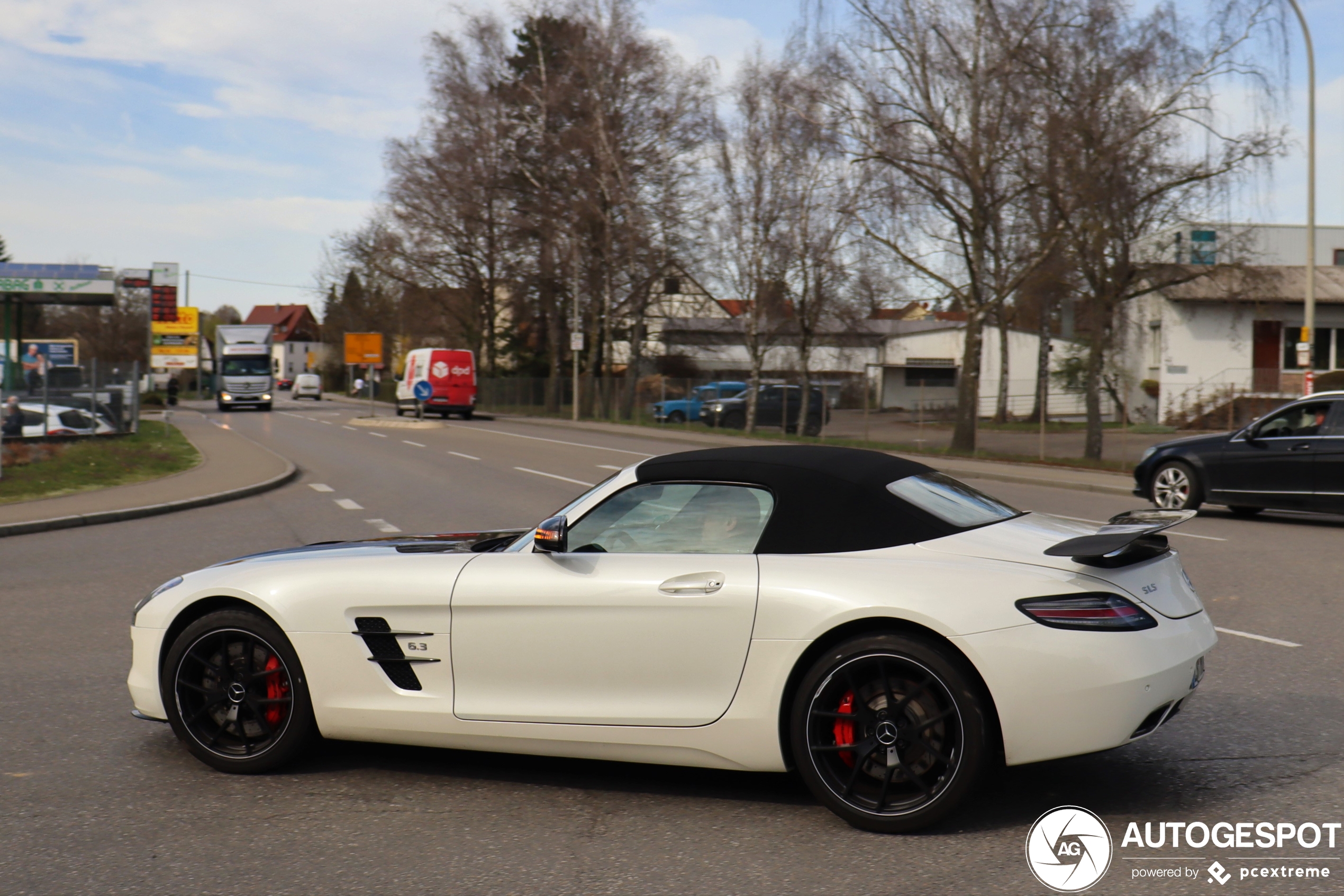 Mercedes-Benz SLS AMG GT Roadster Final Edition