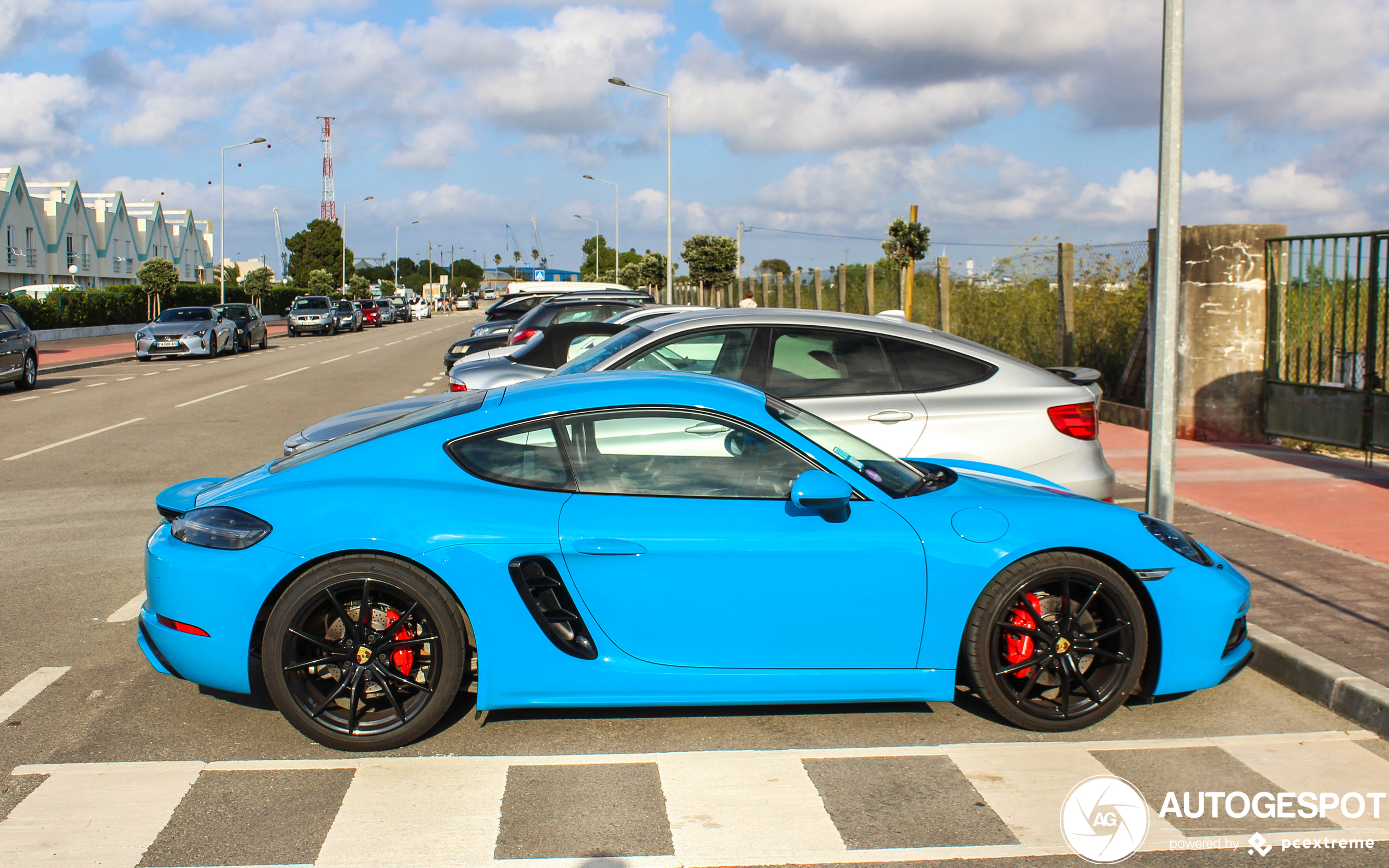 Porsche 718 Cayman S