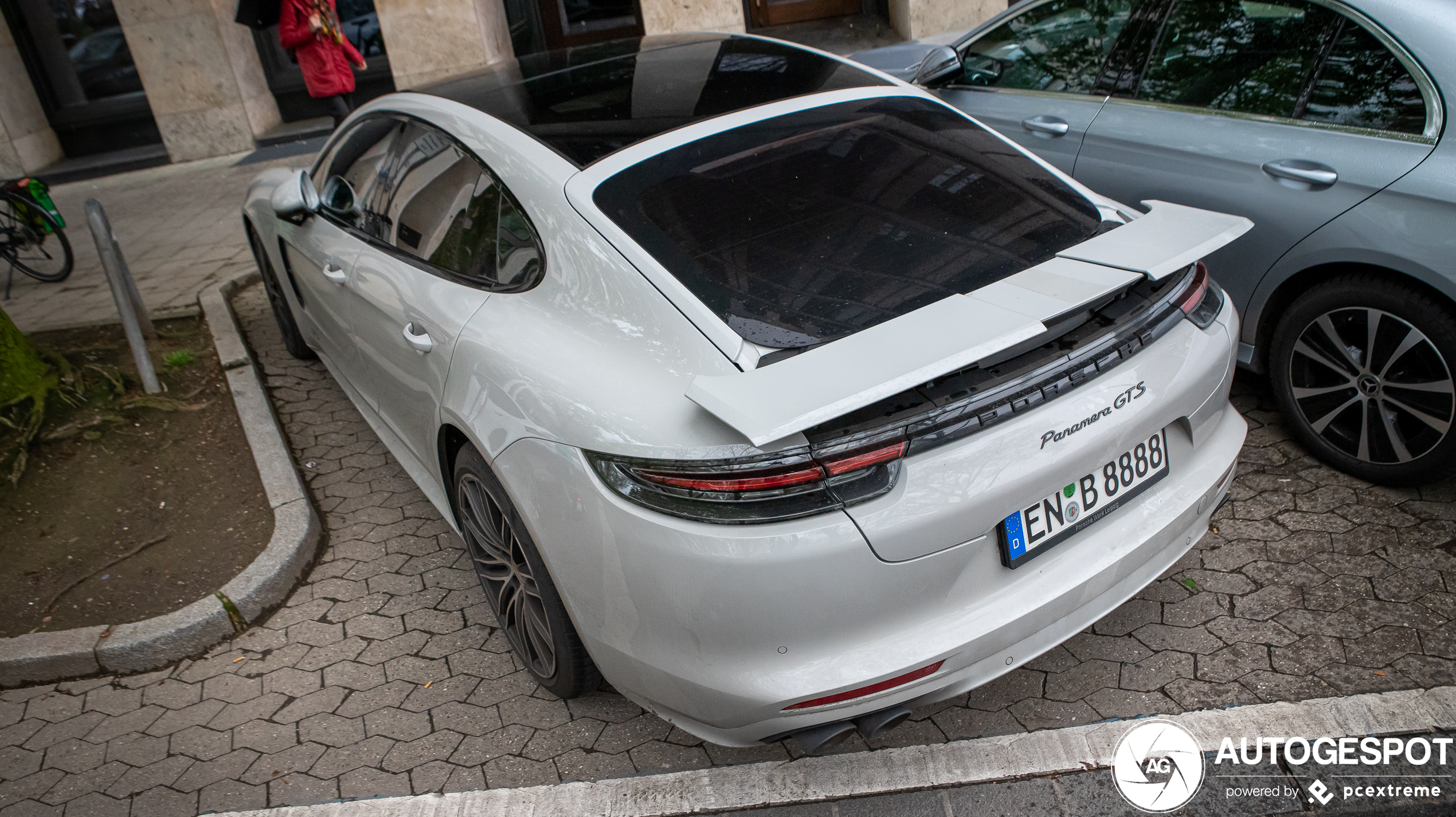 Porsche 971 Panamera GTS MkI