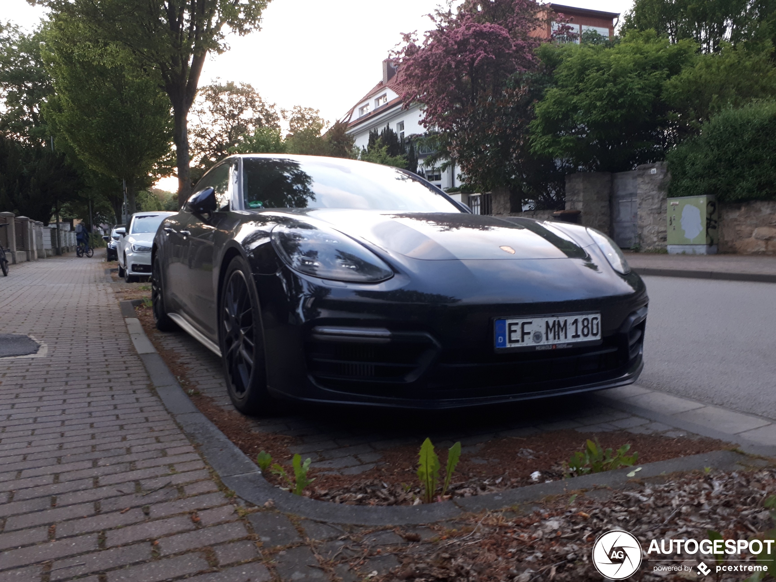 Porsche 971 Panamera GTS Sport Turismo