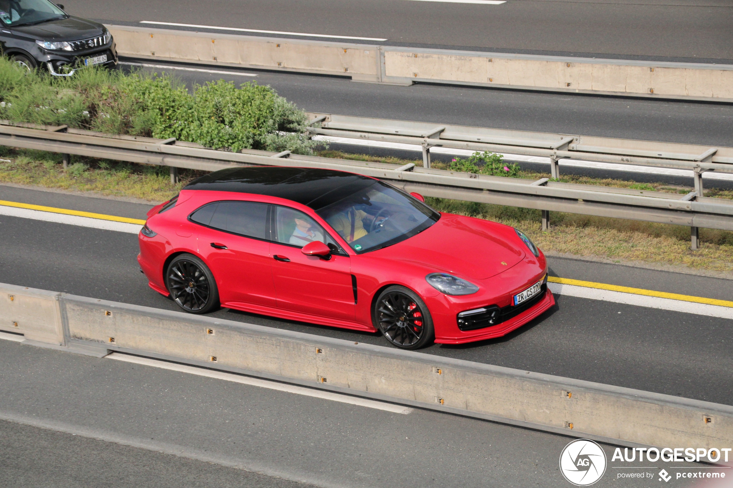 Porsche 971 Panamera GTS Sport Turismo