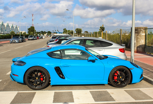 Porsche 718 Cayman S