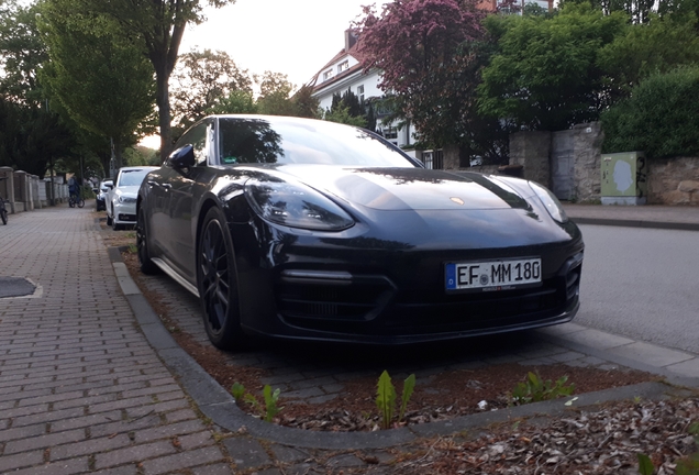 Porsche 971 Panamera GTS Sport Turismo