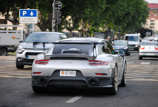 Porsche 991 GT2 RS Weissach Package