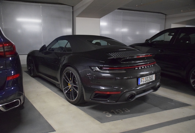 Porsche 992 Turbo S Cabriolet