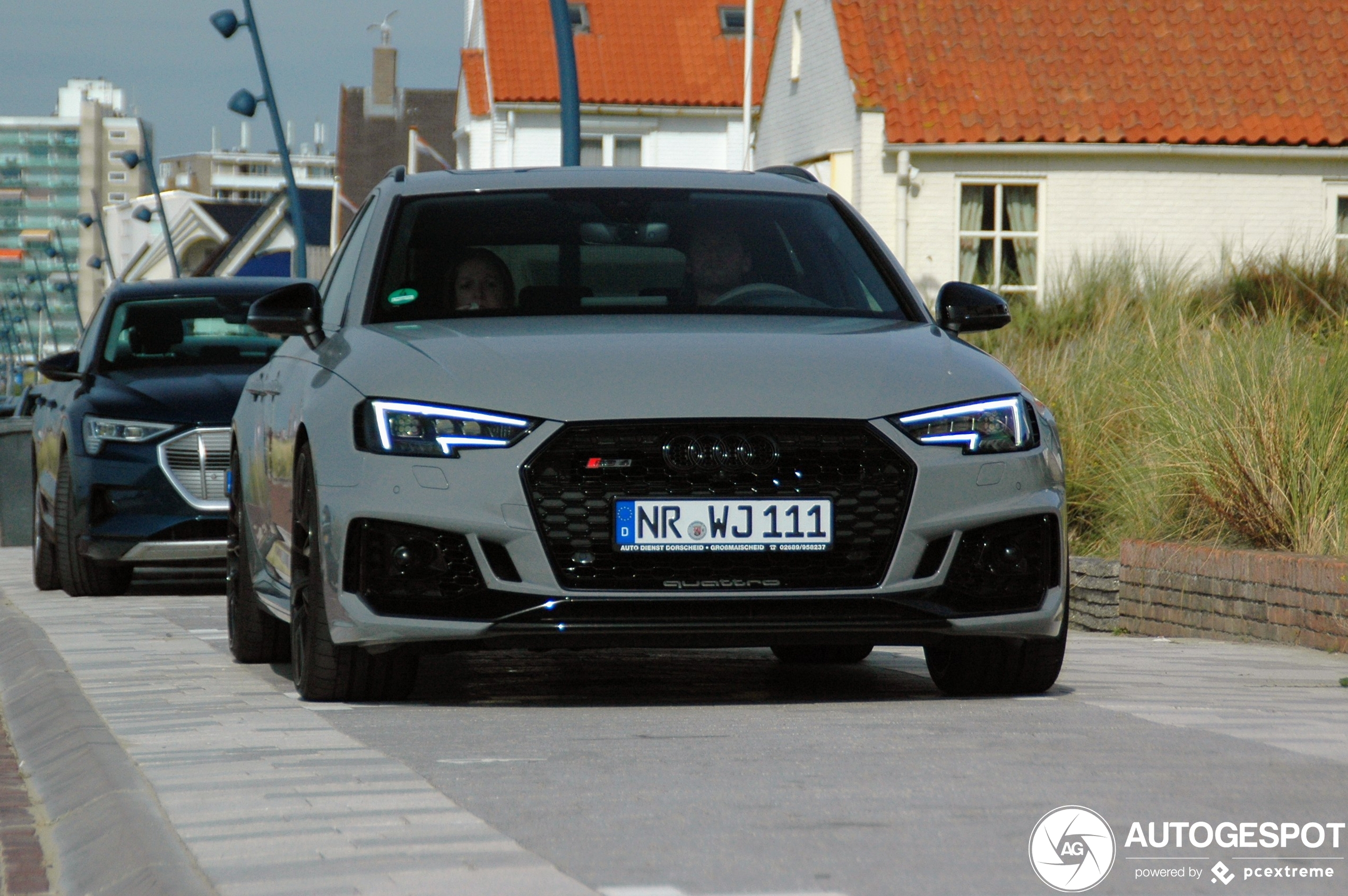 Audi RS4 Avant B9