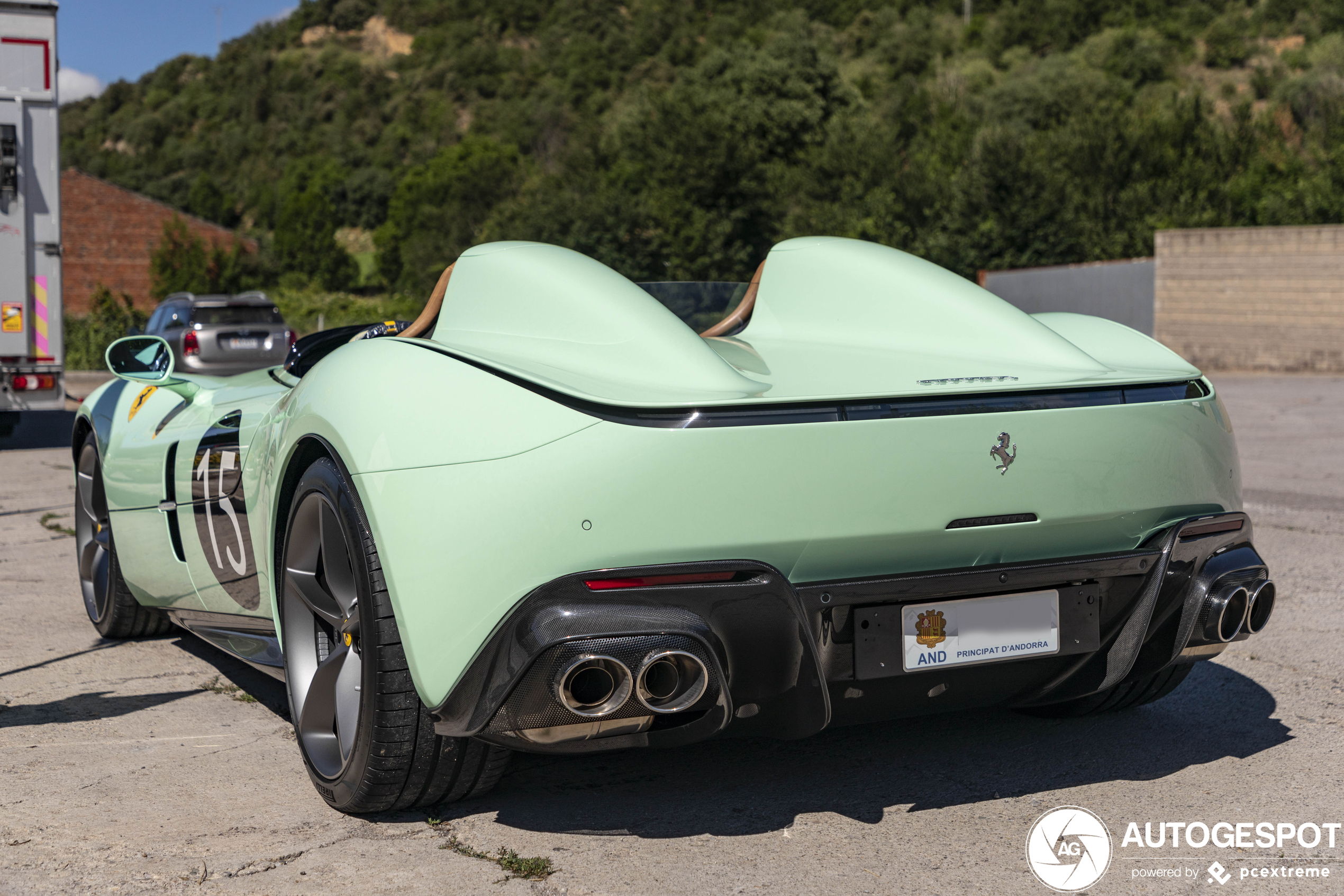 Ferrari Monza SP2 savršenog izgleda