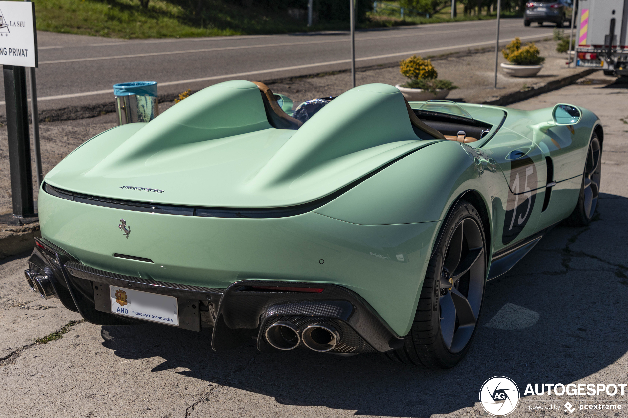ferrari-monza-sp2-