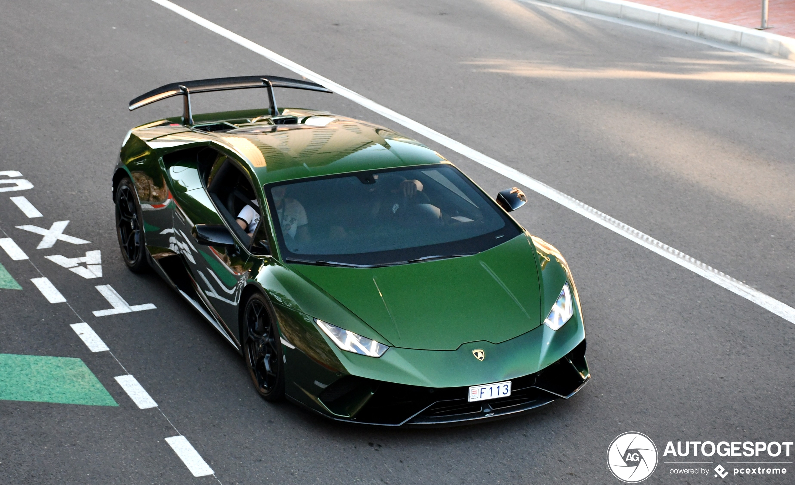 Lamborghini Huracán LP640-4 Performante