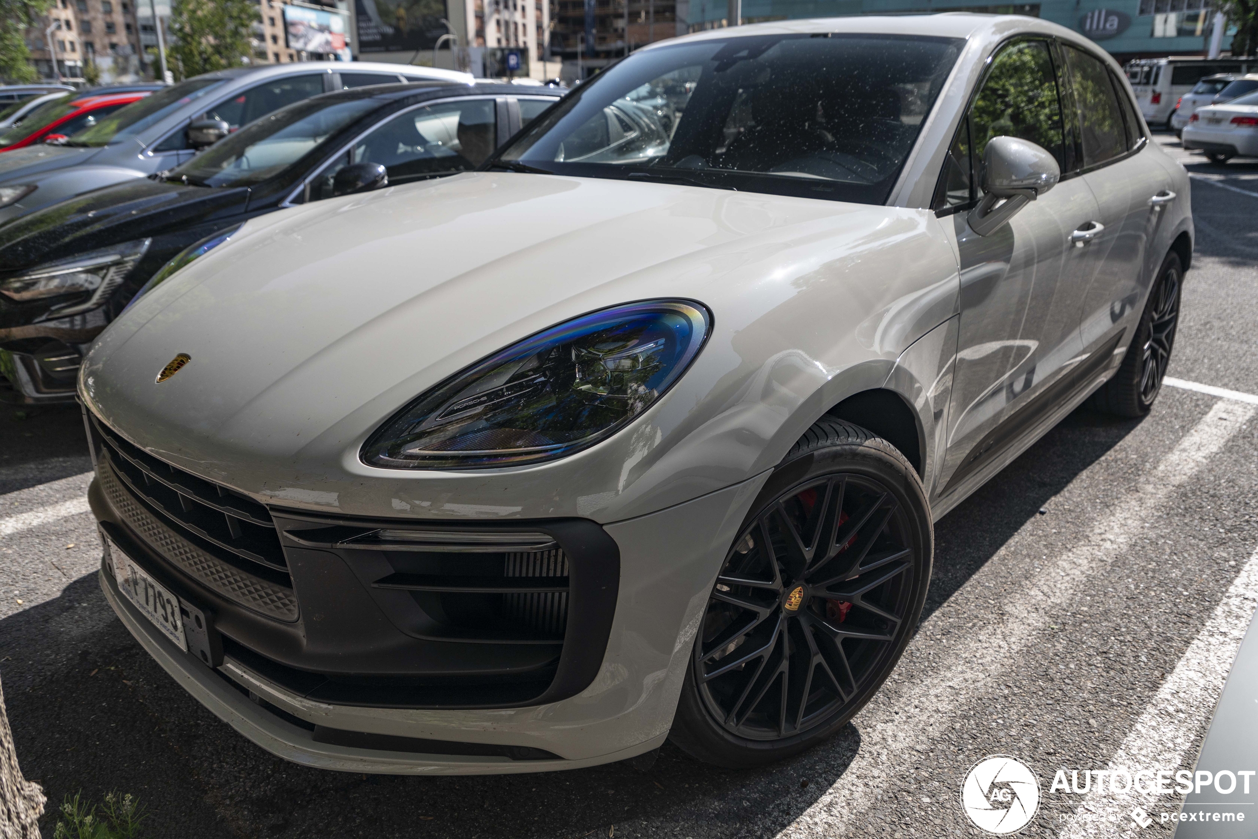 Porsche 95B Macan GTS MkIII