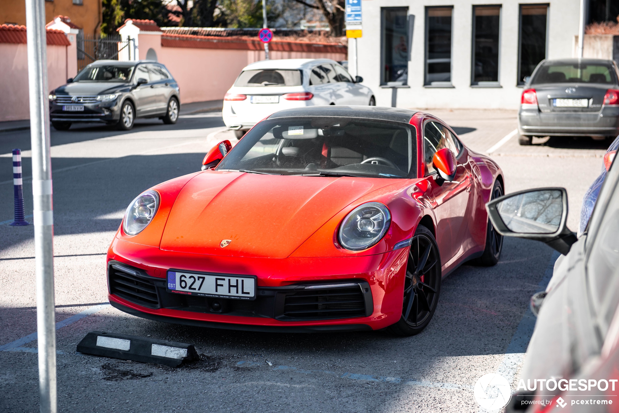 Porsche 992 Carrera 4S