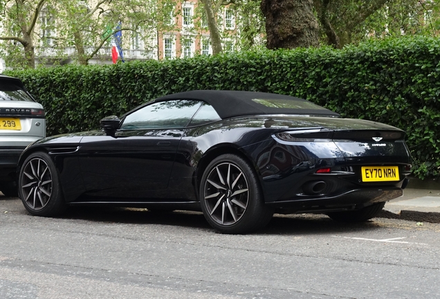 Aston Martin DB11 V8 Volante