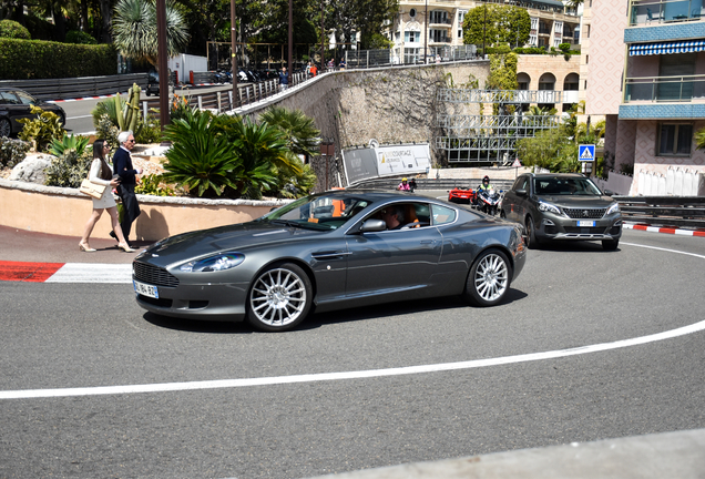 Aston Martin DB9