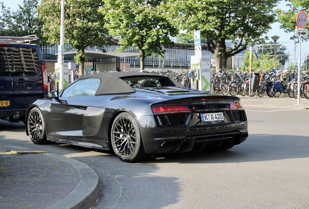 Audi R8 V10 Plus Spyder 2017