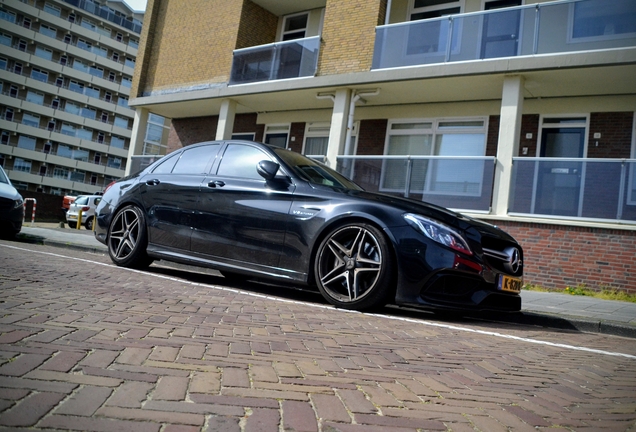 Mercedes-AMG C 63 W205