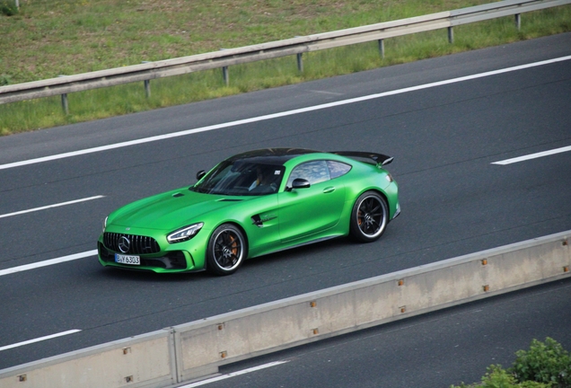 Mercedes-AMG GT R C190 2019