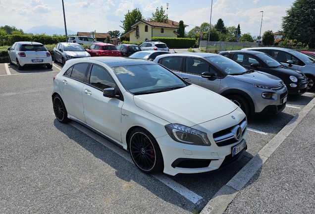 Mercedes-Benz A 45 AMG