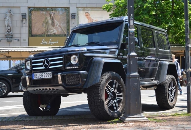 Mercedes-Benz G 500 4X4²