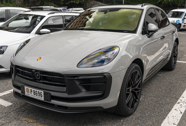 Porsche 95B Macan GTS MkIII