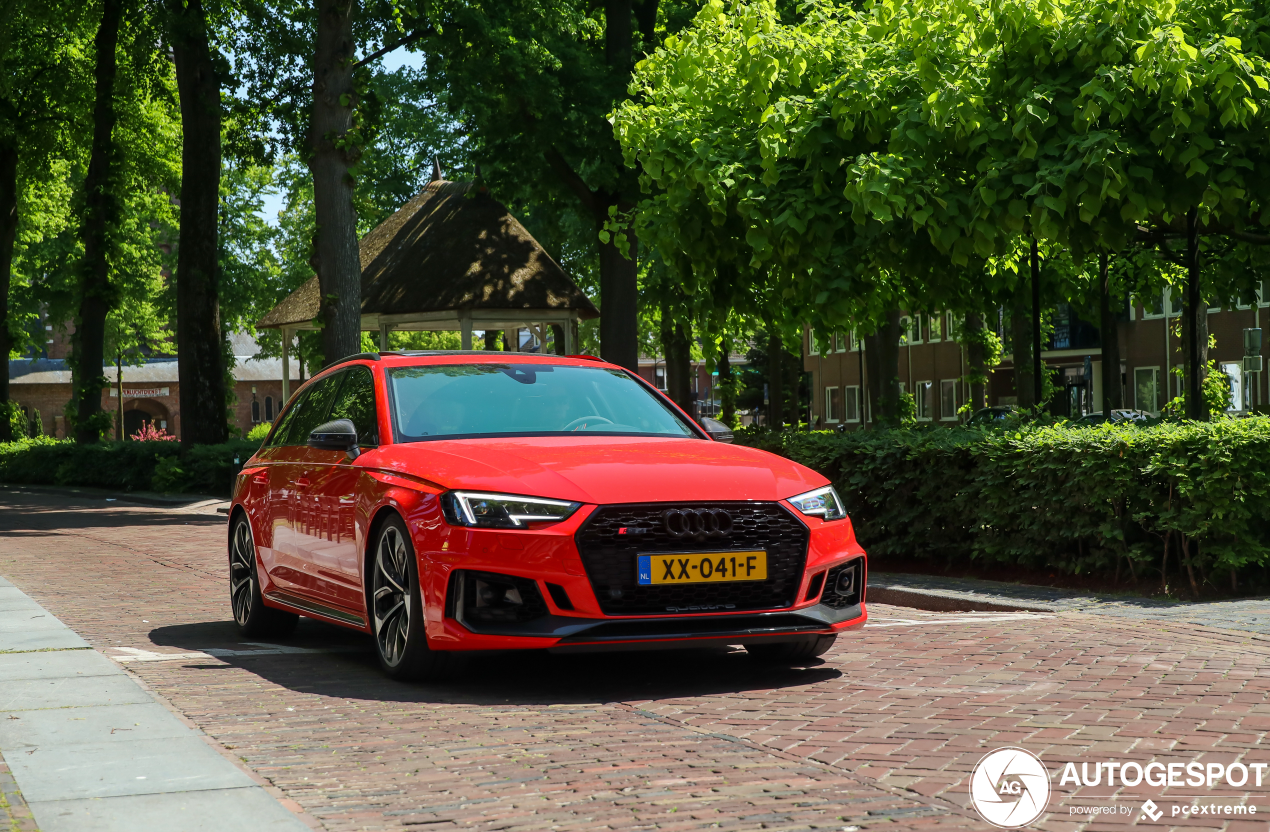 Audi RS4 Avant B9