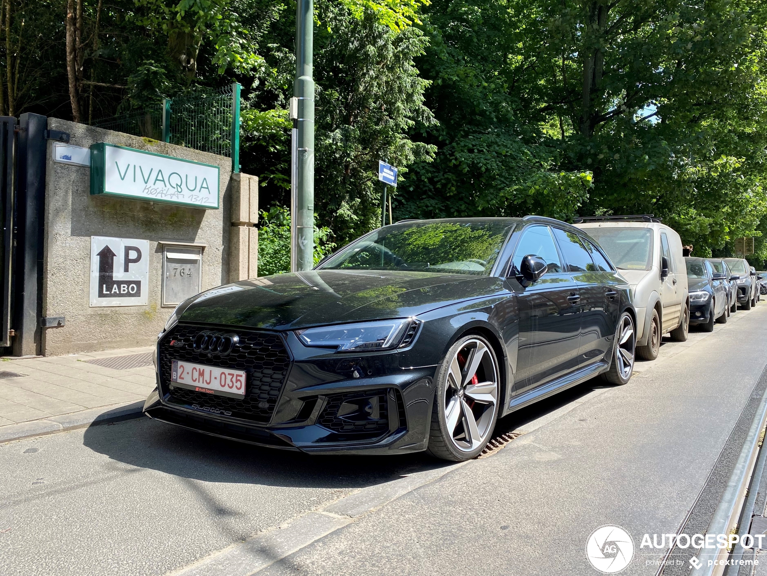 Audi RS4 Avant B9