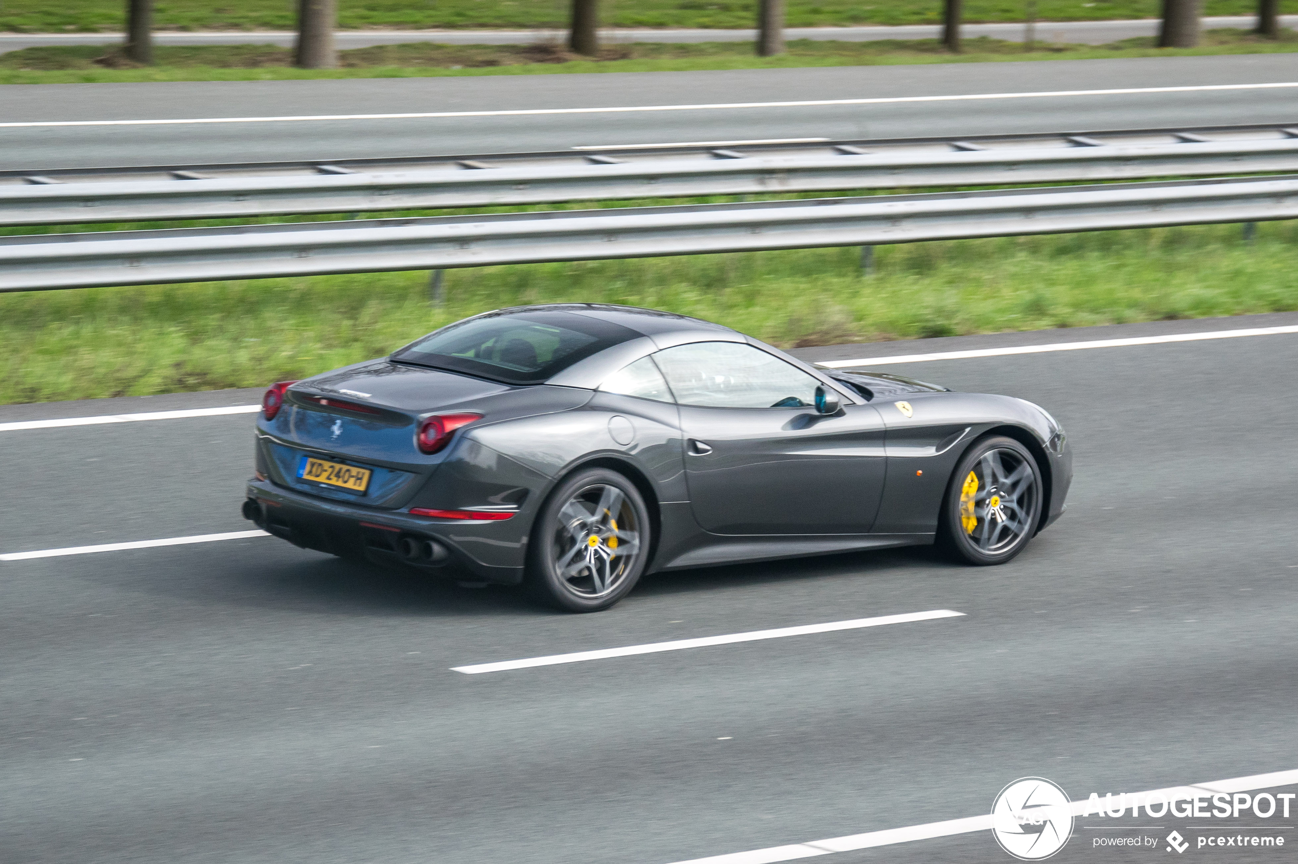 Ferrari California T