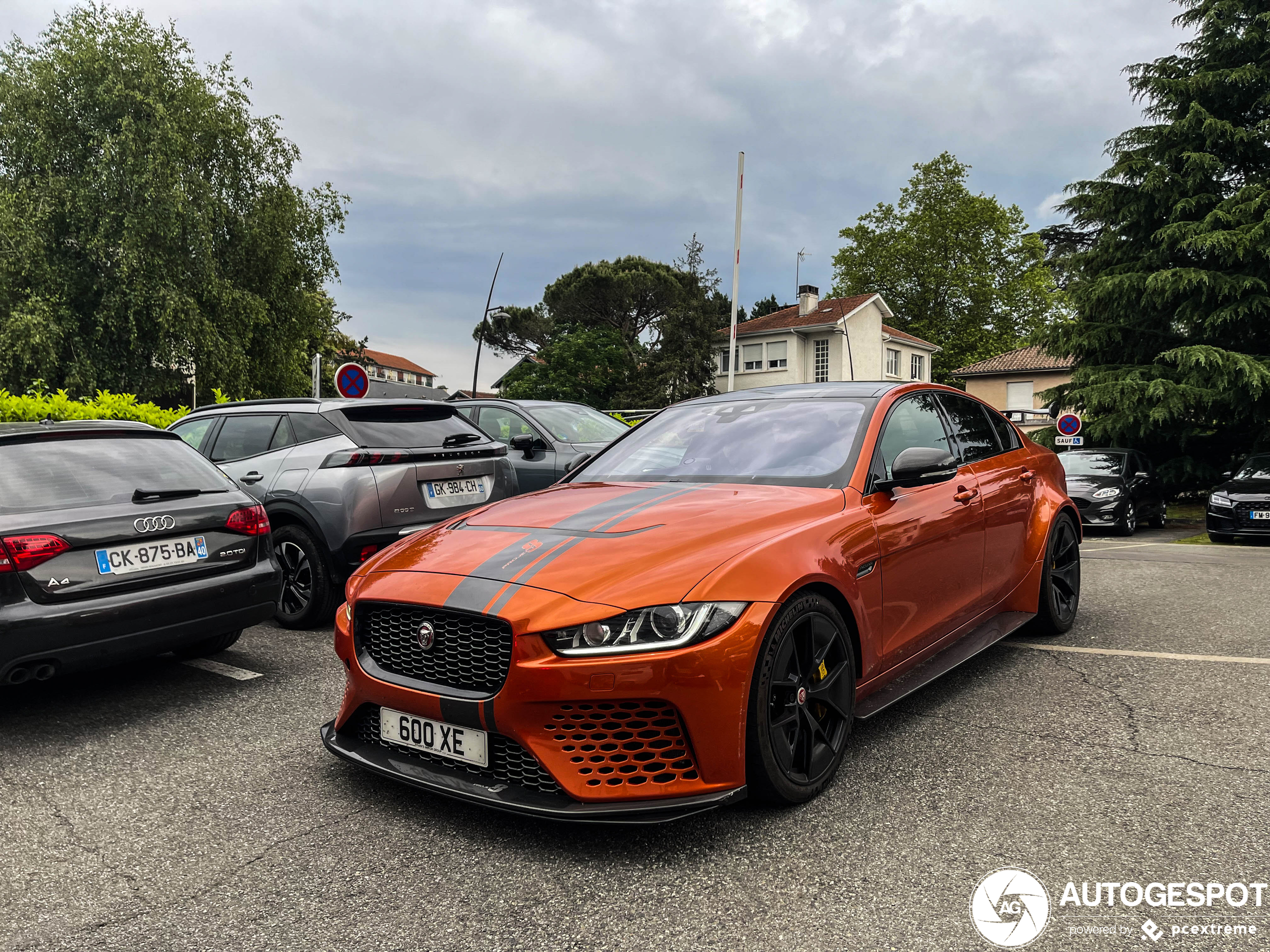 Jaguar XE SV Project 8