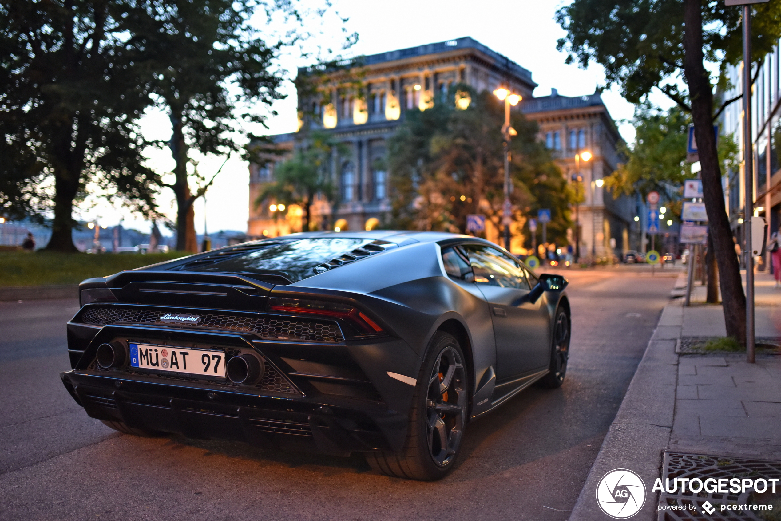 Lamborghini Huracán LP640-4 EVO