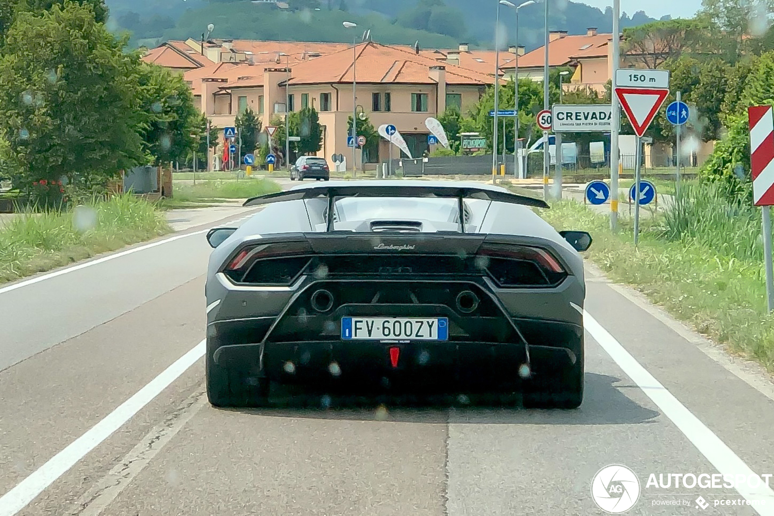 Lamborghini Huracán LP640-4 Performante