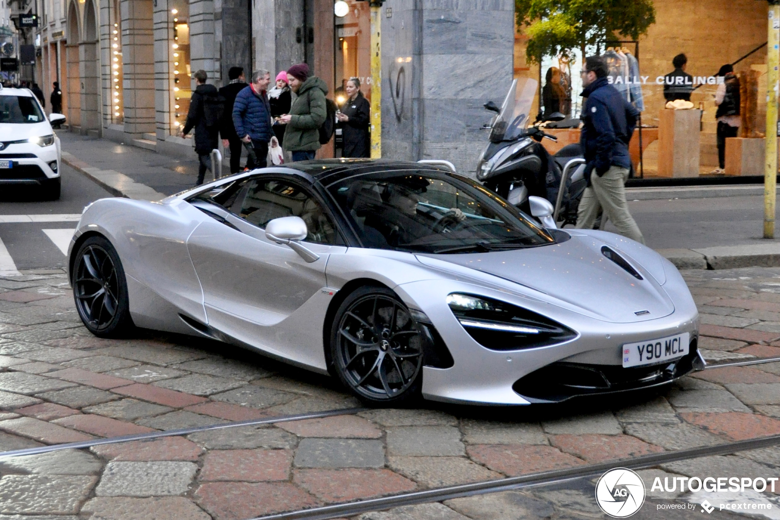 McLaren 720S Spider