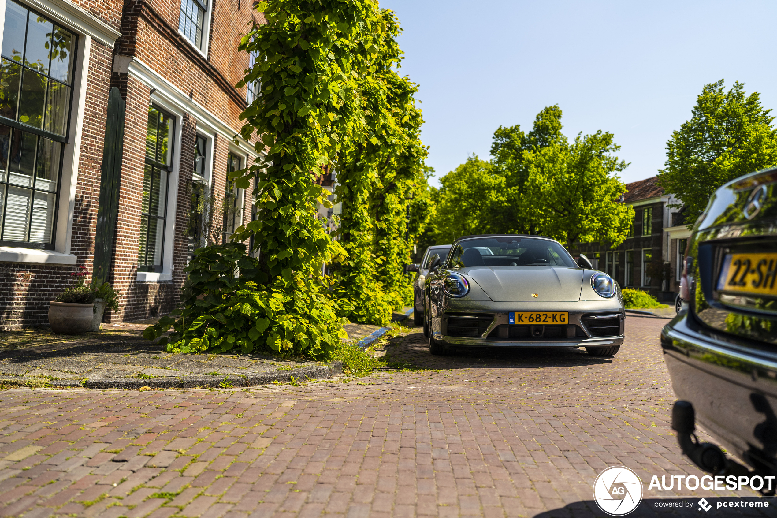 Porsche 992 Carrera 4S Cabriolet