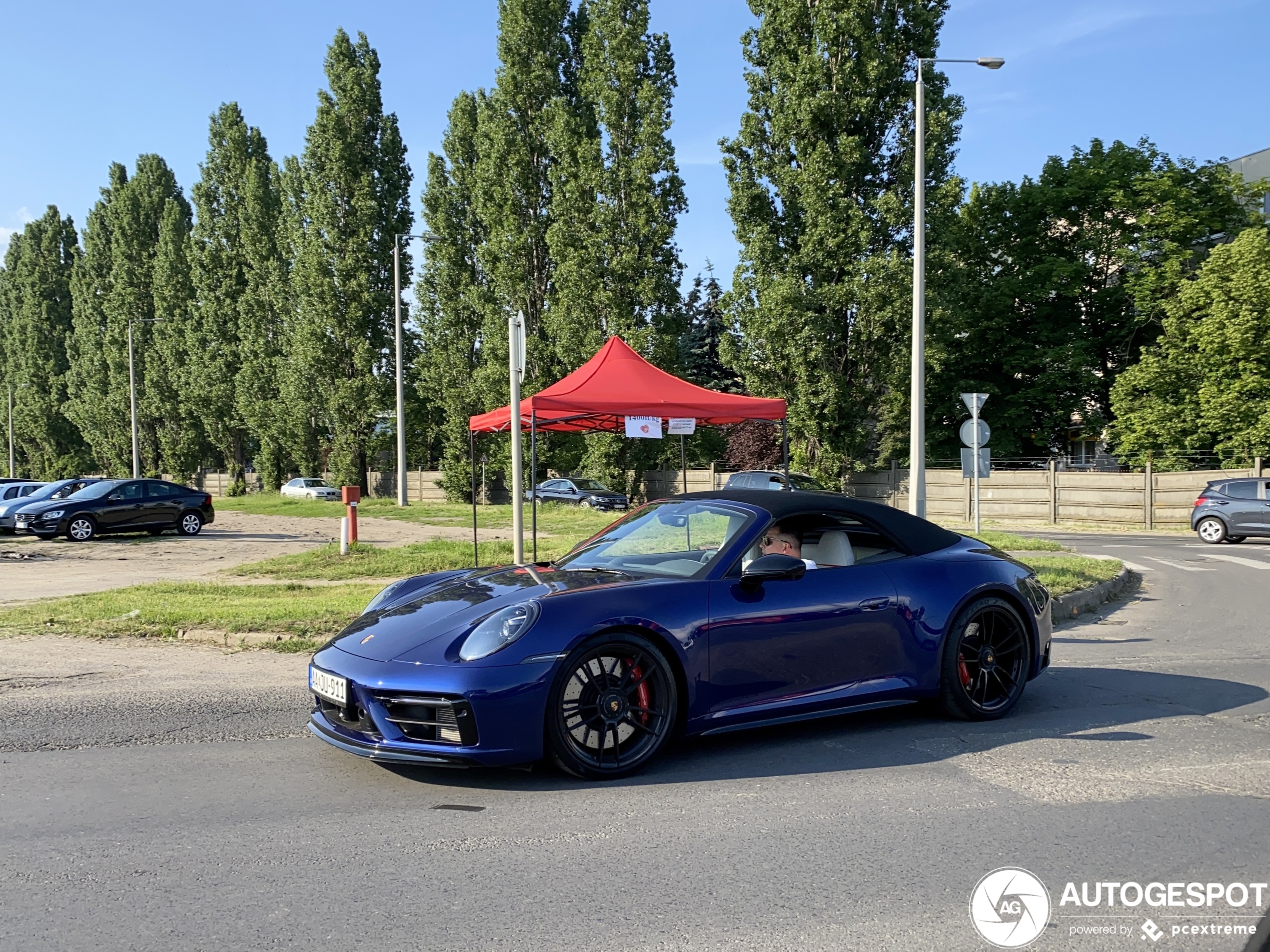 Porsche 992 Carrera 4 GTS Cabriolet