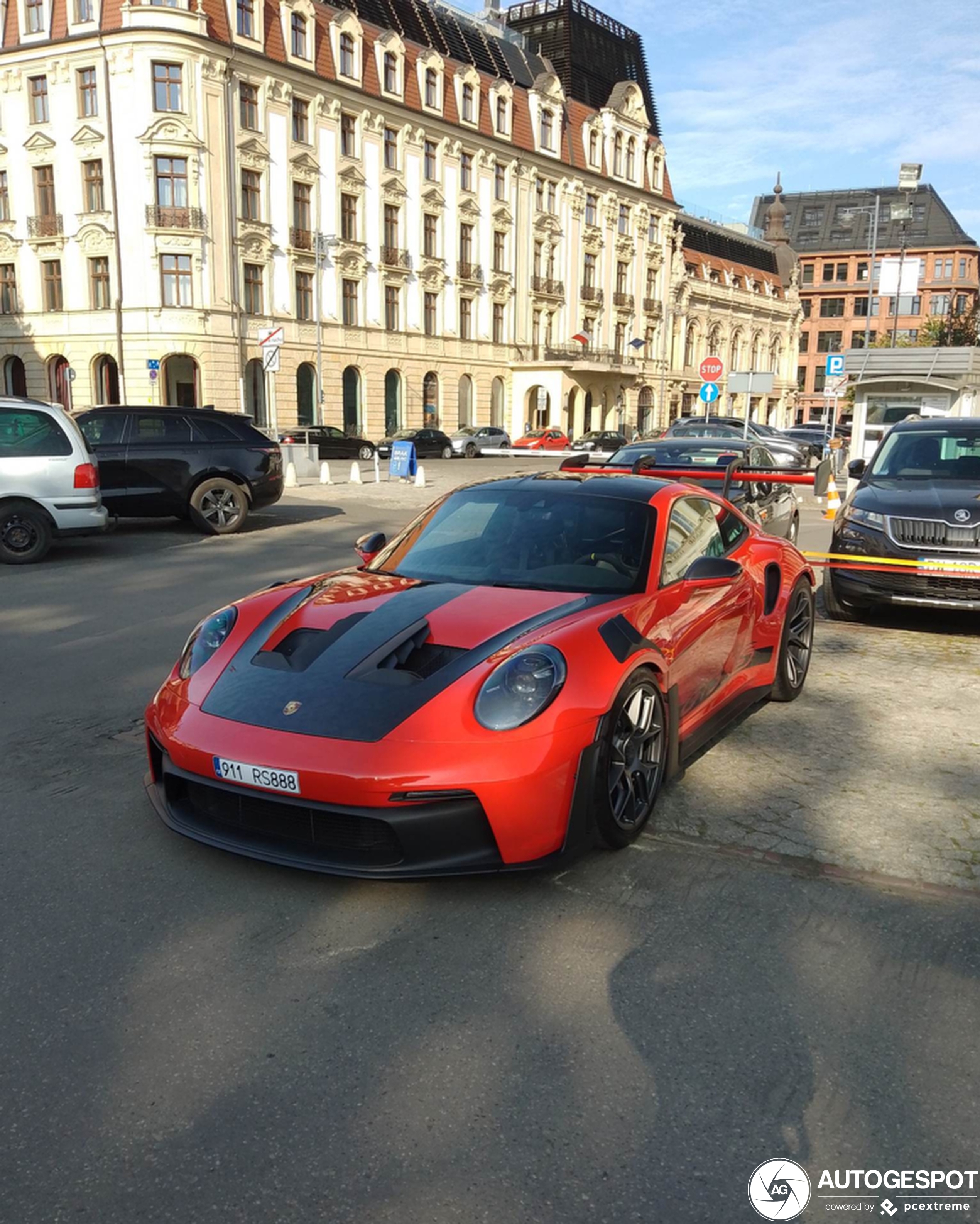 Porsche 992 GT3 RS Weissach Package