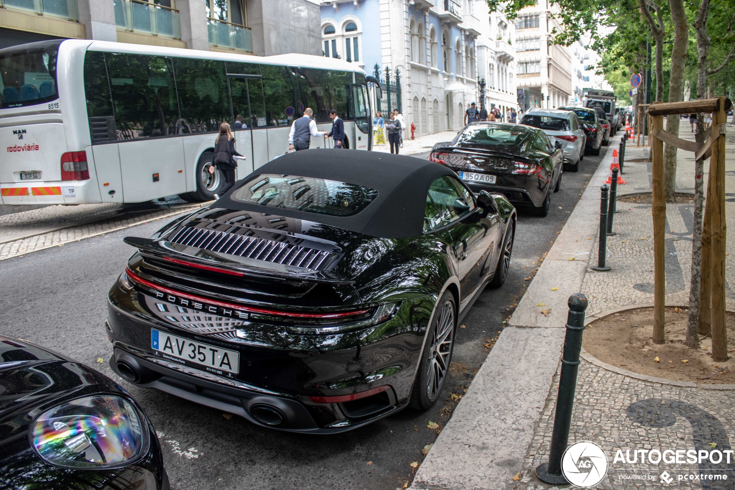 Porsche 992 Turbo Cabriolet