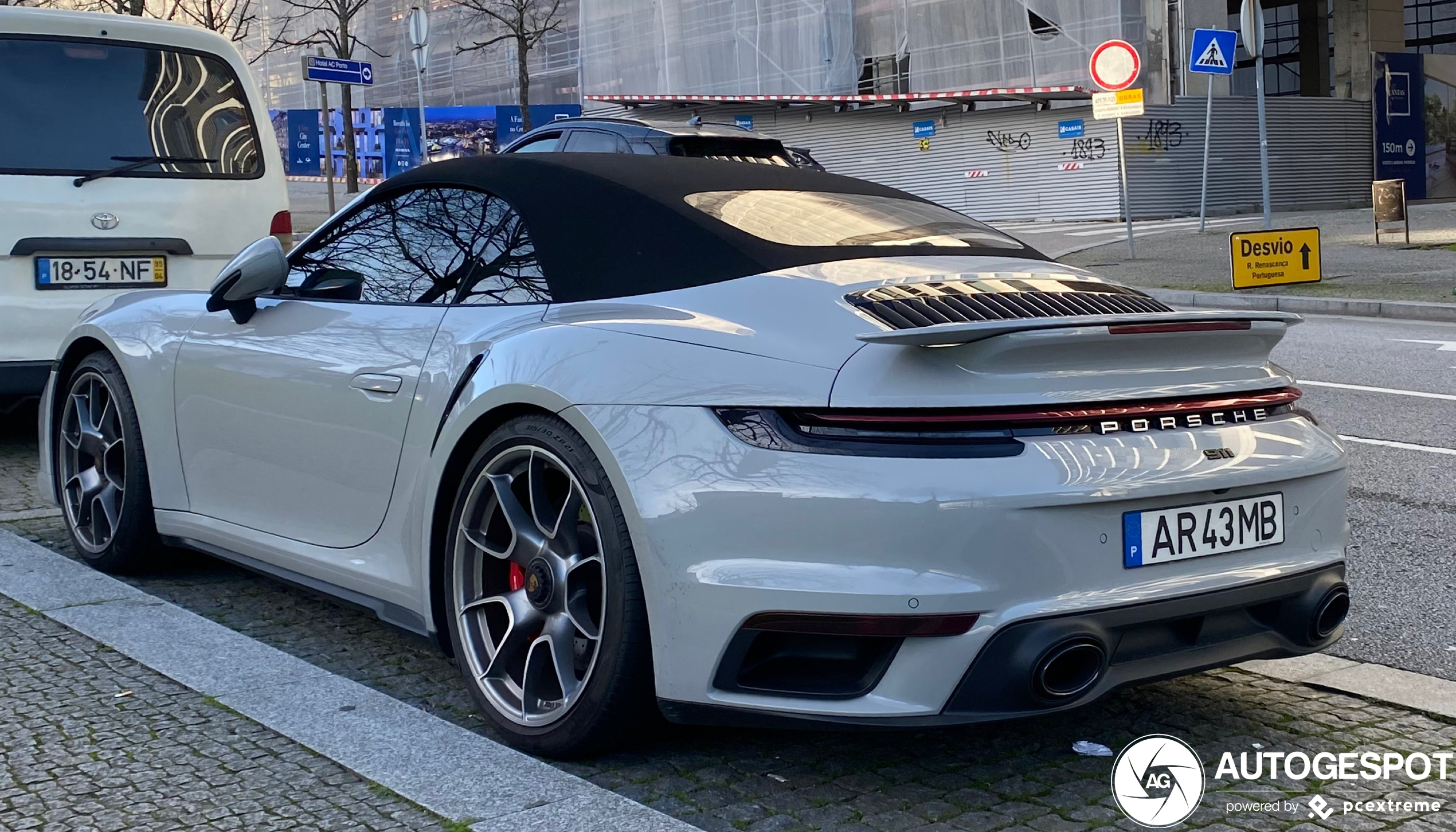 Porsche 992 Turbo S Cabriolet