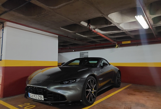 Aston Martin V8 Vantage Roadster 2020