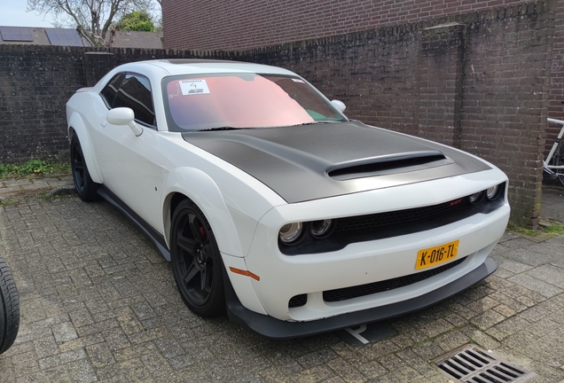 Dodge Challenger SRT-8 392