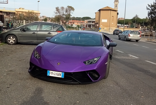 Lamborghini Huracán LP640-4 Performante