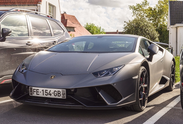 Lamborghini Huracán LP640-4 Performante