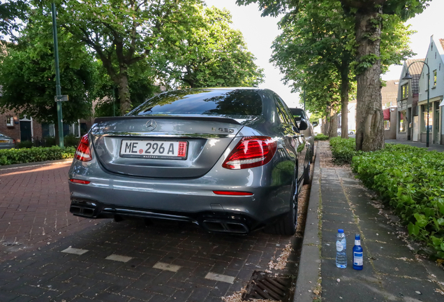 Mercedes-AMG E 63 S W213