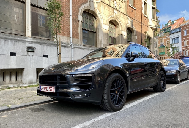 Porsche 95B Macan GTS