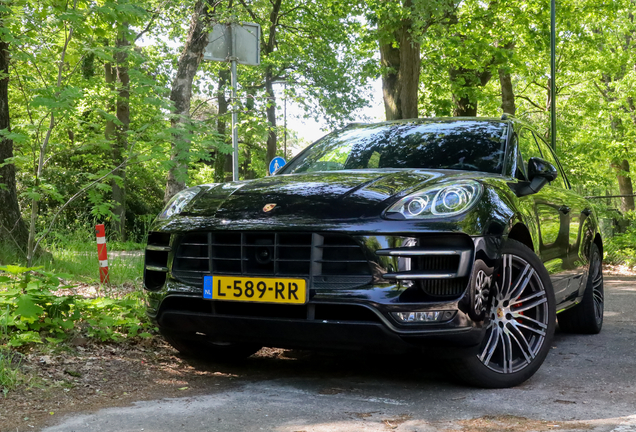 Porsche 95B Macan Turbo