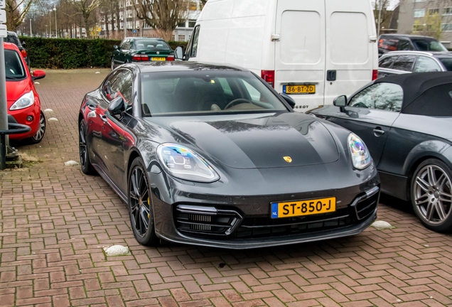 Porsche 971 Panamera Turbo S E-Hybrid