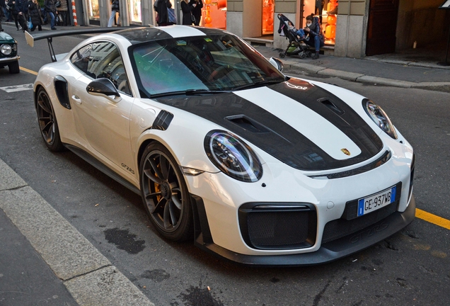 Porsche 991 GT2 RS Weissach Package